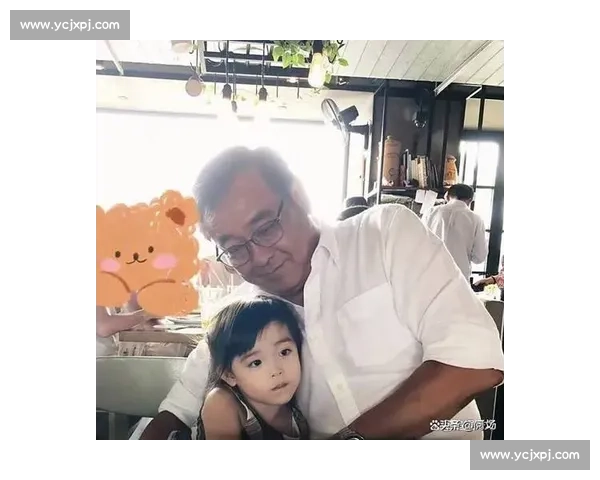 尔冬升女友晒 9 岁女儿近照：萌娃从容应对粉丝，“片场暴君” 变身慈父