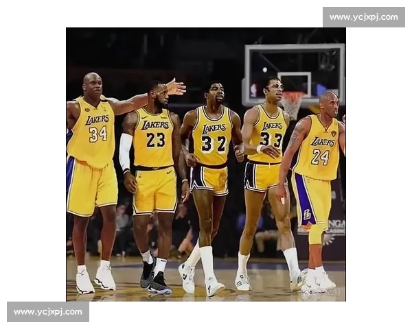 贾巴尔盛赞詹姆斯！湖人新三巨头能否复刻王朝？